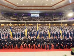 Kapolda Jatim Berikan Sambutan dan Pembekalan Wawasan Kebangsaan pada 8.275 Mahasiswa Baru Unair