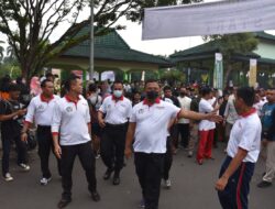 Kapolres Bondowoso Bersama Jajarannya Mengikuti Giat Jaka Sopan