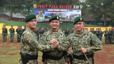 Sertijab Danyonif Para Raider 330/Tri Dharma, Dipimpin Danbrigif Para Raider 17/Sakti Budi Bakti