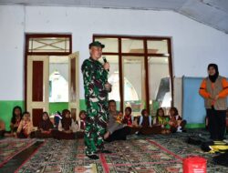 Dandim 0822 Bondowoso Memberikan Bansos dan Edukasi Pada Siswa Siswi Korban Banjir