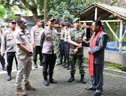 Dandim 0822 Bondowoso, Mengunjungi Gereja Ibadah Paskah