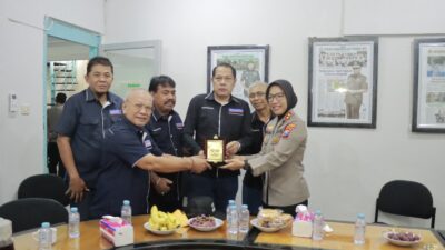 Pererat Silaturahmi, Kapolres Pelabuhan Tanjung Perak Kunjungi Memorandum