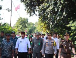 Polres Nganjuk Gandeng BASNAZ dan Pemdes Gelar Program Bedah Rumah