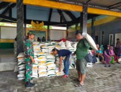 Perum Bulog Bondowoso Serahkan Bantuan 9 Ton Beras ke Satgas TMMD 116