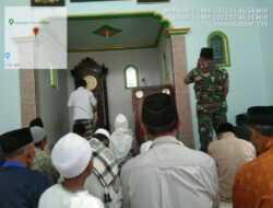 Satgas TMMD Ke 116 Bondowoso Menunaikan Shalat Jumat Bersama Warga