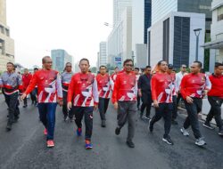 Fun Walk dengan Lintas Elemen, Kapolri Gaungkan Jaga Persatuan-Kesatuan Bangsa
