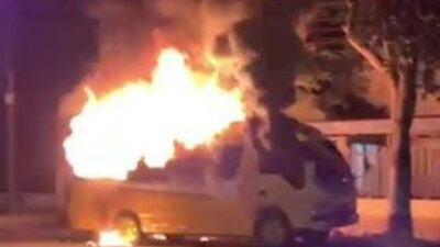Rencana Digunakan Untuk Perjalanan Wisata Religi, Satu Mobil Minibus Terbakar di Maesan