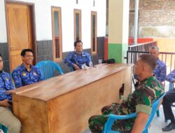 Babinsa 0822/02 Curahdami juga Rutin Pantau Wilayah Binaan