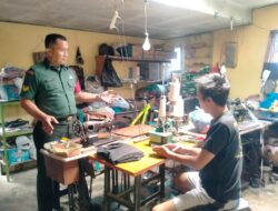 Keakraban Babinsa 0822/01 Bondowoso Bersama Penjahit