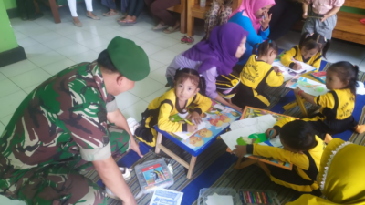 Meriahkan HUT TNI Ke-78, Ratusan Anak PAUD Dan TK Ikuti Lomba Mewarnai
