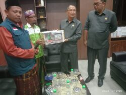 Peduli Palestina: Usai Rapat Paripurna Ahmad Dhafir Galang Donasi Dadakan