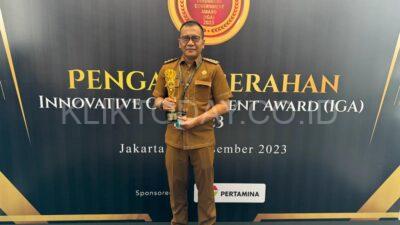 Pj Bupati Bondowoso Terima Penghargaan di Gedung Sasana Bhakti Praja Jakarta