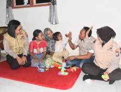 Tim Konselor Polres Bondowoso Laksanakan Trauma Healing dan Pendampingan Psikologis Pada Korban Akibat Tenggelam di Pemandian Navara