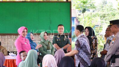 Kerjasama Efektif Antara Kodim 0822 Bondowoso dan Pihak Terkait Sukseskan Operasi Pasar Murah di Kecamatan Pujer