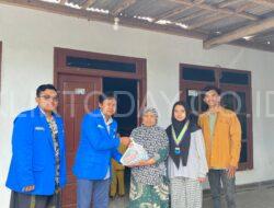Jelang Ramadhan, PC PMII Bondowoso bagi Sembako ke Warga Kurang Mampu