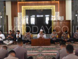 Tingkatkan Iman dan Taqwa di Bulan Ramadhan Polres Bondowoso Rutin Gelar Binrohtal dan Tadarus