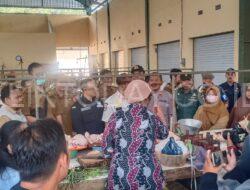Kodim 0822 Bondowoso Bersama Forkopimda Sidak Kebutuhan Bahan Pokok Jelang Idul Fitri 1445 H