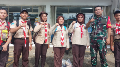 Babinsa Koramil 0822 01 Dampingi Peserta Pelantikan Penegak Laksana di SMKN 4 Pancoran Bondowoso