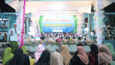 Haflatul Imtihan yang Ke-41 Yayasan Raudlatul Ulum Mandiro di Gelar