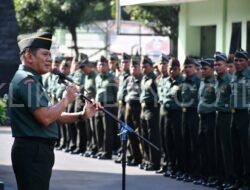 Kasdim 0822 Bondowoso Pimpin Apel Pengecekan Kembali Cuti Lebaran Idul Fitri 1445 H