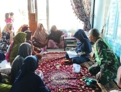 Tim Kesehatan TMMD Kodim 0422/LB berikan Layanan Gratis Bagi Warga