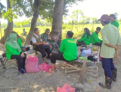 Momen Penuh Keakraban, Komsos di Pematang Sawah dengan PPL