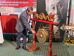 Kongres Advokat Indonesia, Hukum Lemah, Demokrasi Tidak Berkembang