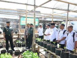 Disambut Muspika, Dandim 0822 Bondowoso Kunjungi Posko RKP Koramil Cermee