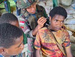 Masyarakat Semakin Ramai Kunjungi Tk Titigi Satgas Yonif 509 Kostrad untuk Berobat dan Berinteraksi