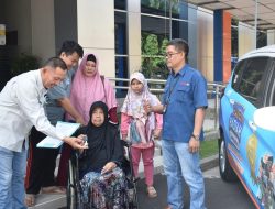 BRI Branch office Bondowoso Serahkan Mobil dan Motor Kepada Pemenang Undian PHS