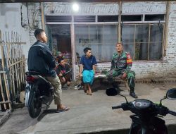 TNI-Polri Bersinergi Jaga Kamtibmas, Babinsa dan Bhabinkamtibmas Patroli Humanis