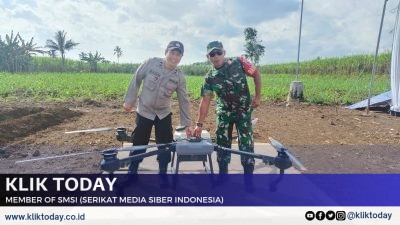 Kerjasama Babinsa 0822 dalam Pendampingan Kesejahteraan Petani dengan Alsintan PG Modern