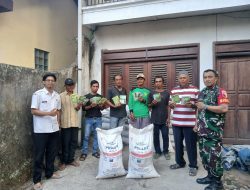 Sosialisasi Pestisida Nabati: Babinsa Sertu Achmad B Dampingi PPL Kelurahan Badean