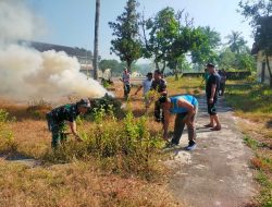 Peduli Kebersihan, Anggota Kodim 0822 Bondowoso Pembersihan Pangkalan Ex. Yonif 514