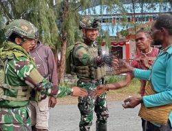 Satgas Yonif 509 Kostrad Lakukan Patroli dan Sapa Warga Demi Keamanan di TK Holomama