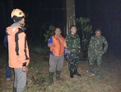 Padamkan Api, Dandim 0822/Bondowoso Turun ke Lapangan Bersama Anggota