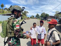 Satgas Yonif 509 Kostrad Titik Kuat J2 Laksanakan Patroli Peduli Pendidikan Anak Papua di Intan Jaya