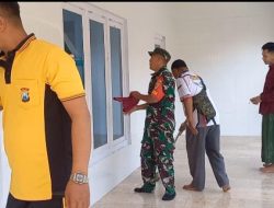 Bersih-bersih Di Masjid, Babinsa Koncer Kidul Buat Lingkungan Nyaman