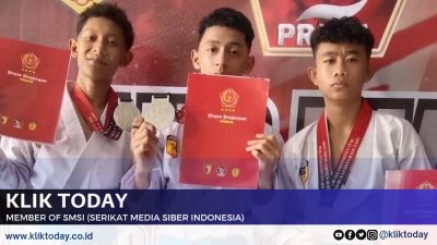 Perwakilan Kontingen Karateka Bondowoso Raih 3 Medali Perak pada Hari Pertama Piala Panglima TNI di Surabaya