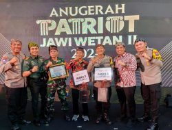 Bhabinkantibmas Polres Bondowoso dan Tiga Pilar Desa Sumber Kokap Berhasil Raih Juara III APJW II Tahun 2024