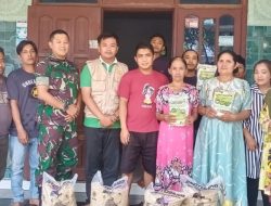 Babinsa Sumberwringin Dampingi Penyaluran Bibit Padi dan Obat Hama, Dukung Ketahanan Pangan Petani di Bondowoso