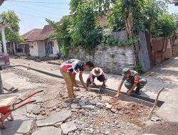 Babinsa Kodim 0822 Laksanakan Komsos Bersama Warga, Bangun Kedekatan dan Sinergi TNI-Warga