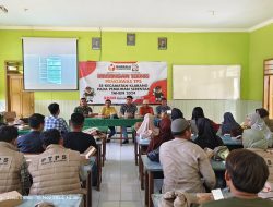 Berikan Pembekalan, Wujudkan Pemilu Berkualitas, Babinsa Serka Didik Hadiri Bimtek Pengawas TPS, Klabang Bondowoso