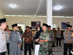 Dandim 0822 Bondowoso dan Kapolres Bondowoso Kunjungi Dapur Sehat di Ponpes Al Islah