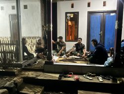 Satgas TMMD Manfaatkan Waktu Istirahat untuk Jalin Kedekatan dengan Warga