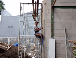 Proyek Pembangunan Mie Gacoan di Bondowoso Diduga Tidak Perhatikan Keselamatan Para Pekerja