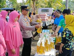 Polri Peduli, Polres Jember Hadirkan Pasar Murah Ramadhan dan Berbagi Kebahagiaan