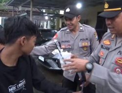 Ramadhan Penuh Berkah, Polsek Maesan Bondowoso Tebar Kebaikan dengan Takjil Gratis