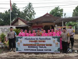 Polsek Tapen Bagi-bagi takjil dan Santuni Anak Yatim di Bulan Ramadhan