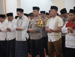 Polres Jember Gelar Sholat Ghaib Untuk Tiga Anggota Polri Yang Gugur Dalam Tugas
